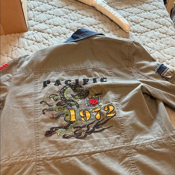 Double D Ranch Green and Blue Embroidered Jacket - Picture 5 of 6